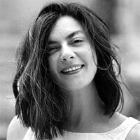 Negaar Moamaei headshot