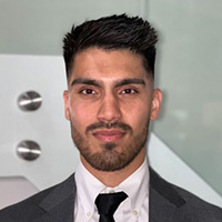 Image of expert Roman Moradi